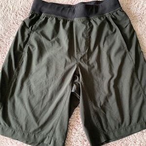Men’s Lululemon shorts